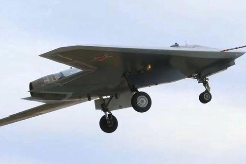 Tuyên bố tiến độ S-70 Okhotnik
