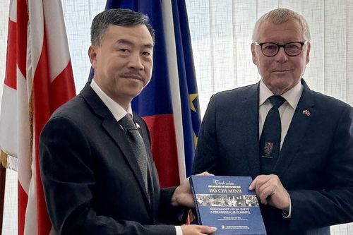 Thúc đẩy hợp tác lao động, chuyển đổi năng lượng giữa địa phương của Czech và Việt Nam
