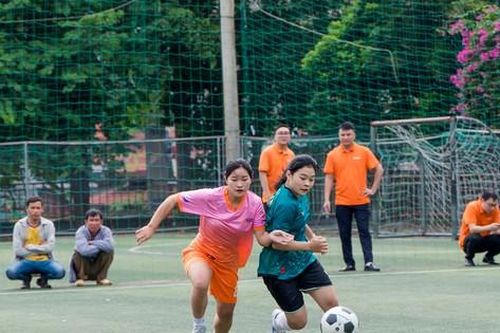Sôi nổi giải bóng đá nữ thanh niên tại thành phố Sơn La