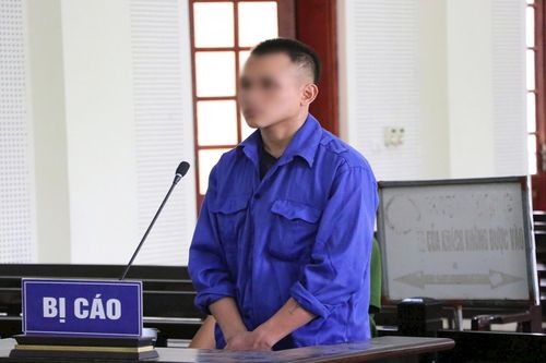 Bán bạn gái ra nước ngoài để lấy tiền tiêu xài