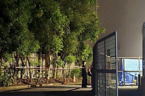 Rơi từ sân thượng siêu thị xuống đất, thanh niên ở Bình Dương tử vong