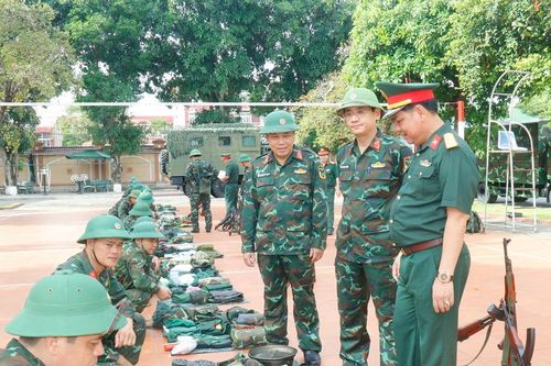 Bộ Tư lệnh Quân khu 4 kiểm tra công tác sẵn sàng chiến đấu tại Nghệ An