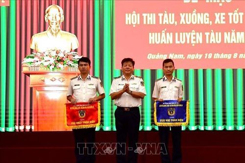 Tàu CSB 8002 đoạt giải Nhất tại Hội thi tàu, xuồng, xe tốt - Hội thao huấn luyện tàu 2024