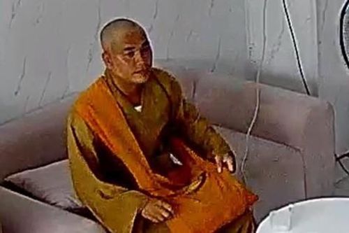 Lừa cô gái bắt vong, nhà sư 'dỏm' thực hiện hành vi bỉ ổi