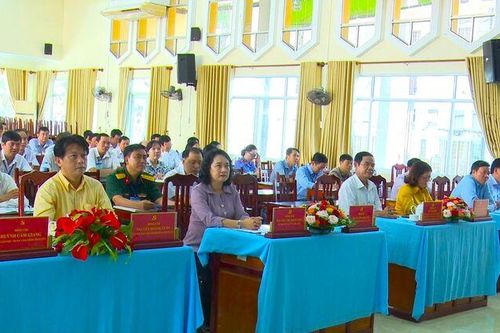 Huyện ủy Chợ Mới khai giảng lớp bồi dưỡng - cập nhật kiến thức cán bộ quy hoạch Ủy viên Ban Chấp hành Đảng bộ huyện, nhiệm kỳ 2025-2030