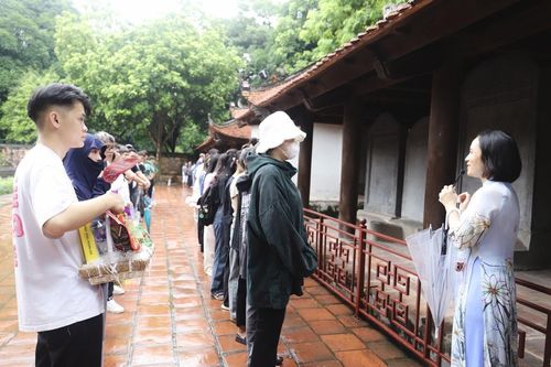 Văn Miếu - Quốc Tử Giám: Di tích văn hóa lịch sử nổi tiếng của Hà Nội