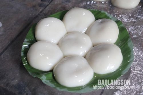 Độc đáo bánh 'xì chúm' ngày rằm tháng 7