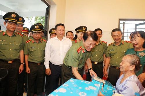 Tháng Bảy, tri ân vùng đất căn cứ Trung ương Cục miền Nam