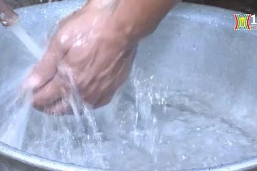 Nước sạch đến với người dân vùng bãi sông Đáy