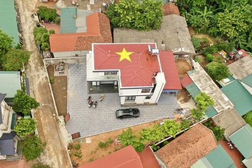 Cần có quy định rõ về vẽ cờ Tổ quốc để trang trí