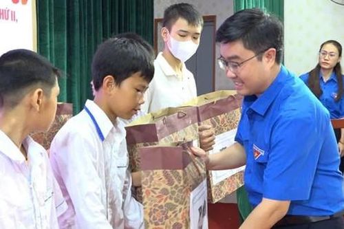 Tuổi trẻ Thái Bình ra quân Ngày cao điểm Chiến dịch Hoa phượng đỏ lần thứ 2