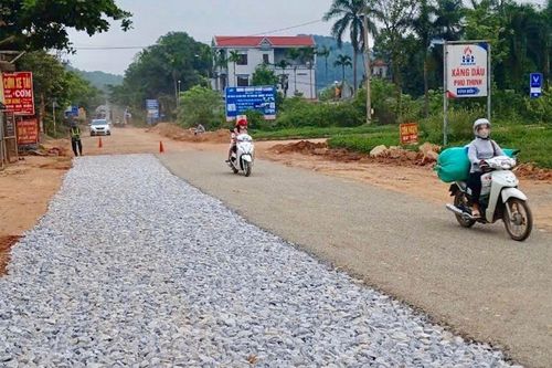Tuyến đường 35 tại huyện Sóc Sơn sắp hết cảnh 'nắng bụi, mưa lầy'