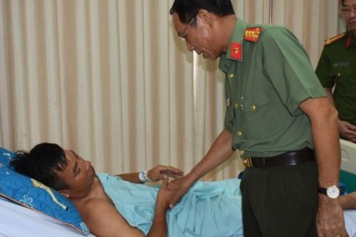 Bà Rịa - Vũng Tàu: bắt thanh niên chém trọng thương Thiếu tá công an