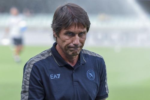 Napoli thua sốc, Conte thật đáng thương!