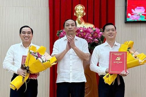 Chỉ định Giám đốc Sở giữ chức Phó Bí thư Thành ủy; bổ nhiệm tân Phó Trưởng ban Quản lý Khu Kinh tế