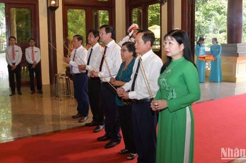 An Giang long trọng tổ chức Lễ kỷ niệm 136 năm Ngày sinh Chủ tịch Tôn Đức Thắng