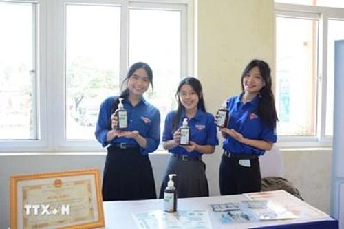 Dung dịch tẩy rửa từ... rác hữu cơ!