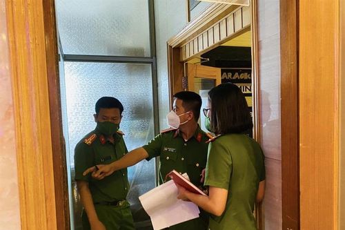 Chớ đùa với lửa!