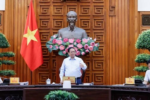 Có chính sách để hạn chế tiêu dùng các loại hàng hóa ảnh hưởng tới sức khỏe con người, môi trường