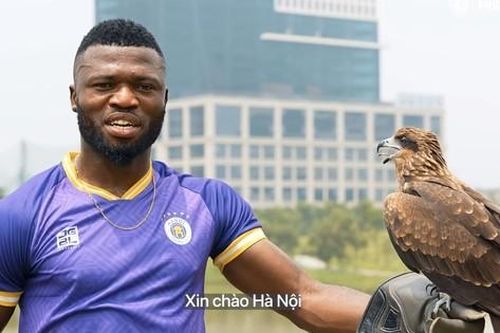 Hà Nội FC phá kỷ lục V-League với tân binh Nigeria gần triệu USD