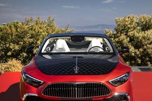 Cận cảnh mẫu mui trần 2 cửa đầu tiên của Maybach