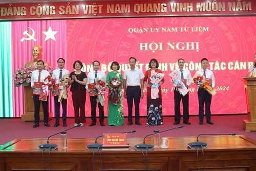 Hà Nội điều động, bổ nhiệm nhiều cán bộ tại quận Nam Từ Liêm