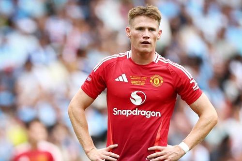MU hụt Sander Berge, tương lai McTominay bấp bênh