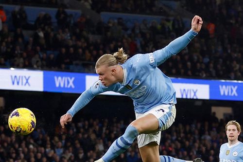 Man City 'rải tiền' để giữ chân bộ đôi vàng Haaland - Rodri
