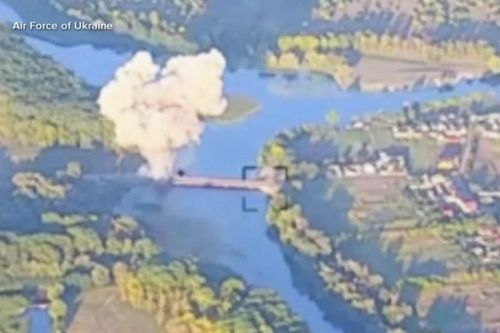 Ukraine liên tiếp phá hủy cầu chiến lược ở vùng Kursk, đặt ra thách thức mới cho quân đội Nga?