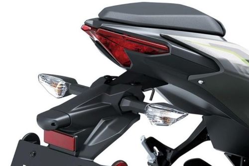 'Vua côn tay' mới ra mắt tại Việt Nam, xịn hơn hẳn Honda Winner X và Yamaha Exciter, giá rẻ nhất phân khúc