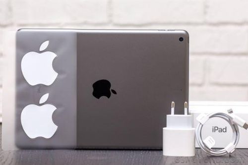 Đây là chiếc iPad rẻ nhất Việt Nam hiện nay, giá dưới 7 triệu khiến các máy tính bảng Android giá rẻ lo sốt vó