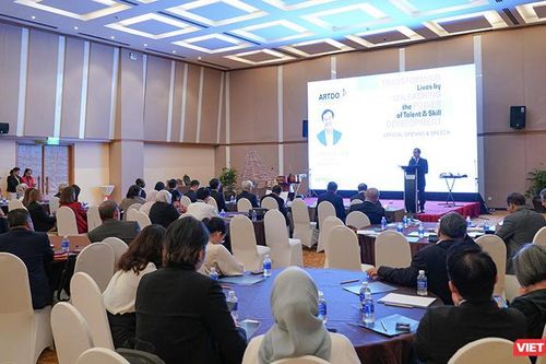 Hơn 250 chuyên gia quốc tế bàn giải pháp phát triển nhân lực kỹ thuật số