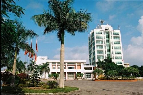 Đại học Quốc gia Hà Nội cấp học bổng toàn phần cho nam sinh khó khăn có nguy cơ dừng học