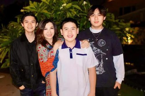 Vợ cũ Bằng Kiều ủng hộ đam mê của quý tử, dù biết khó làm giàu