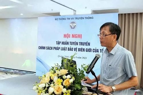 Mỗi người dân biên giới là một cột mốc sống trong việc bảo vệ biên giới quốc gia