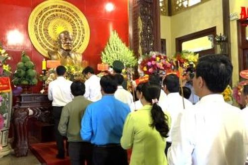 Kỷ niệm 136 năm Ngày sinh Chủ tịch Tôn Đức Thắng
