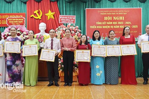 Khắp nơi trong tỉnh ngày 20-8-2024