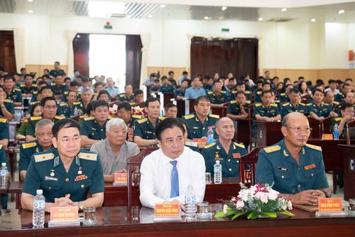 Gặp mặt kỷ niệm 65 năm Ngày truyền thống Trường Sĩ quan Không quân