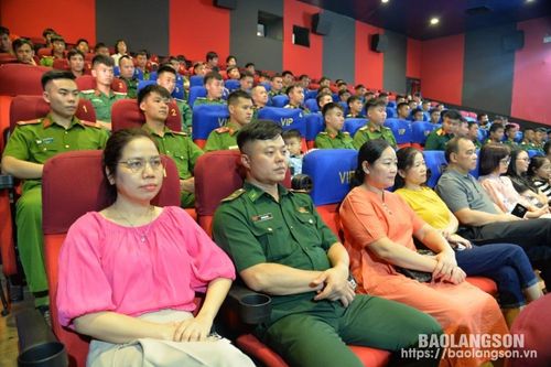 Khai mạc đợt phim chào mừng kỷ niệm cách mạng Tháng Tám và Quốc khánh 2/9