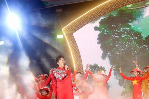 Đặc sắc Chương trình nghệ thuật 'Bảo Hà - miền đất linh thiêng'