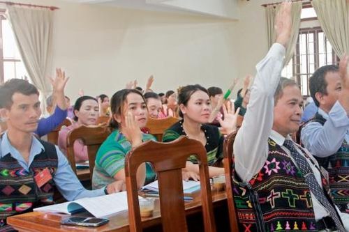 Những tấm gương sáng vùng đồng bào DTTS ở Đạ Huoai