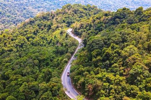 Hạn chế xe lưu thông qua đèo Bảo Lộc để khoan địa chất xử lý điểm sạt lở