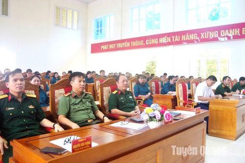 Khai mạc lớp bồi dưỡng kiến thức quốc phòng, an ninh đối tượng 3