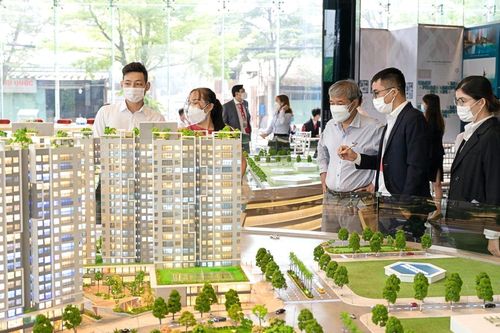 Cơ hội đầu tư phân hóa, lựa chọn cổ phiếu bất động sản nào cho giai đoạn tới?