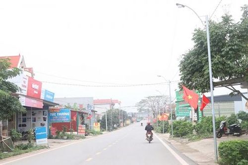 Bắc Giang: Huyện vùng cao Lục Ngạn lắp đặt gần 330km đường điện chiếu sáng khu dân cư