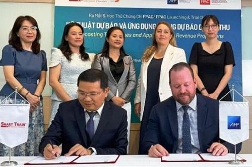 Thêm cơ hội cho nghề lập kế hoạch và phân tích tài chính
