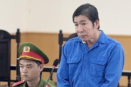 Chấp hành viên lấy tiền thi hành án để trả nợ và tiêu xài cá nhân