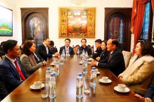 Việt Nam đang tiếp tục được đánh giá là điểm đến an toàn