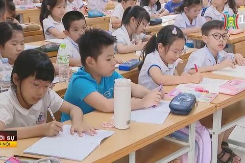 Hà Nội nỗ lực giải bài toán sĩ số năm học mới