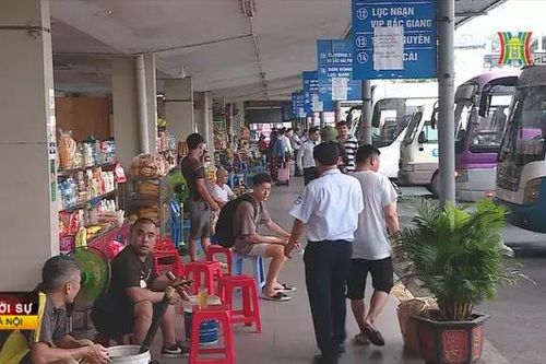 Đề nghị xử lý nghiêm xe trá hình tuyến cố định